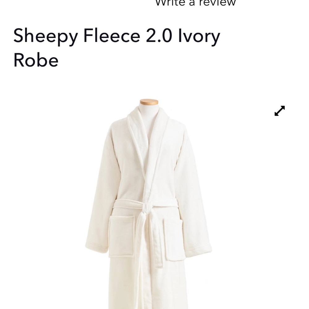 NEW Annie Selke Sheepy Fleece 2.0 Ivory White Robe - Super soft & luxurious!